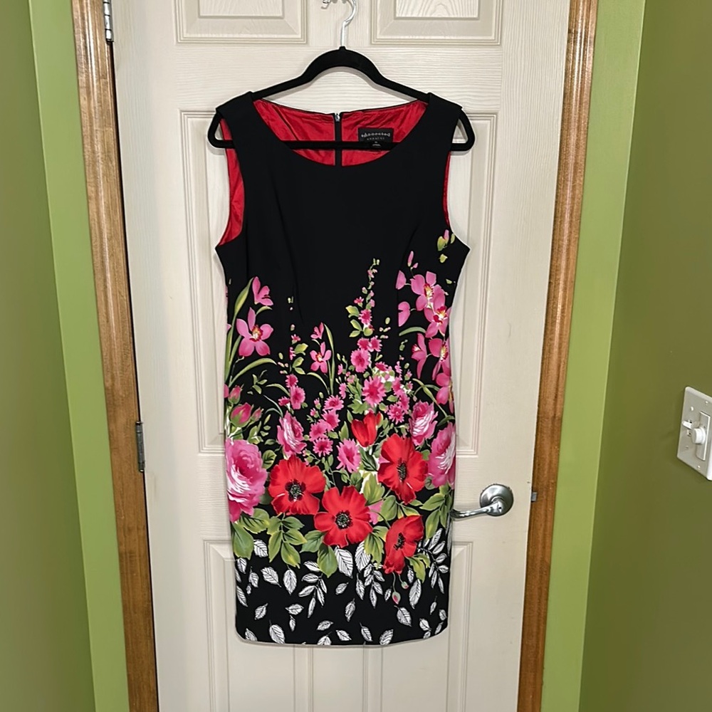 Connected Apparel Multicolored Sheath Dress Sleeveless Crew Neck